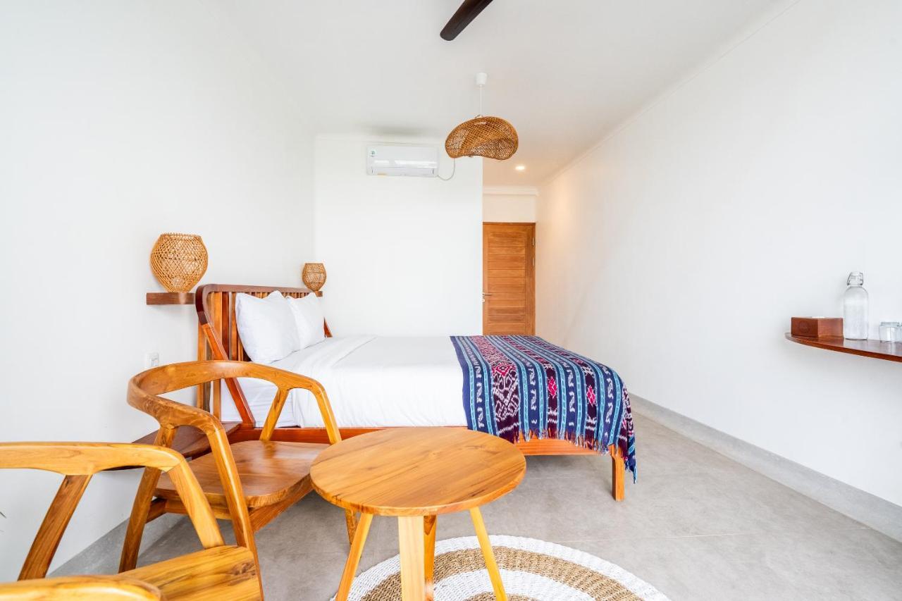 Inlight Lombok Beach Hotel Kuta  外观 照片