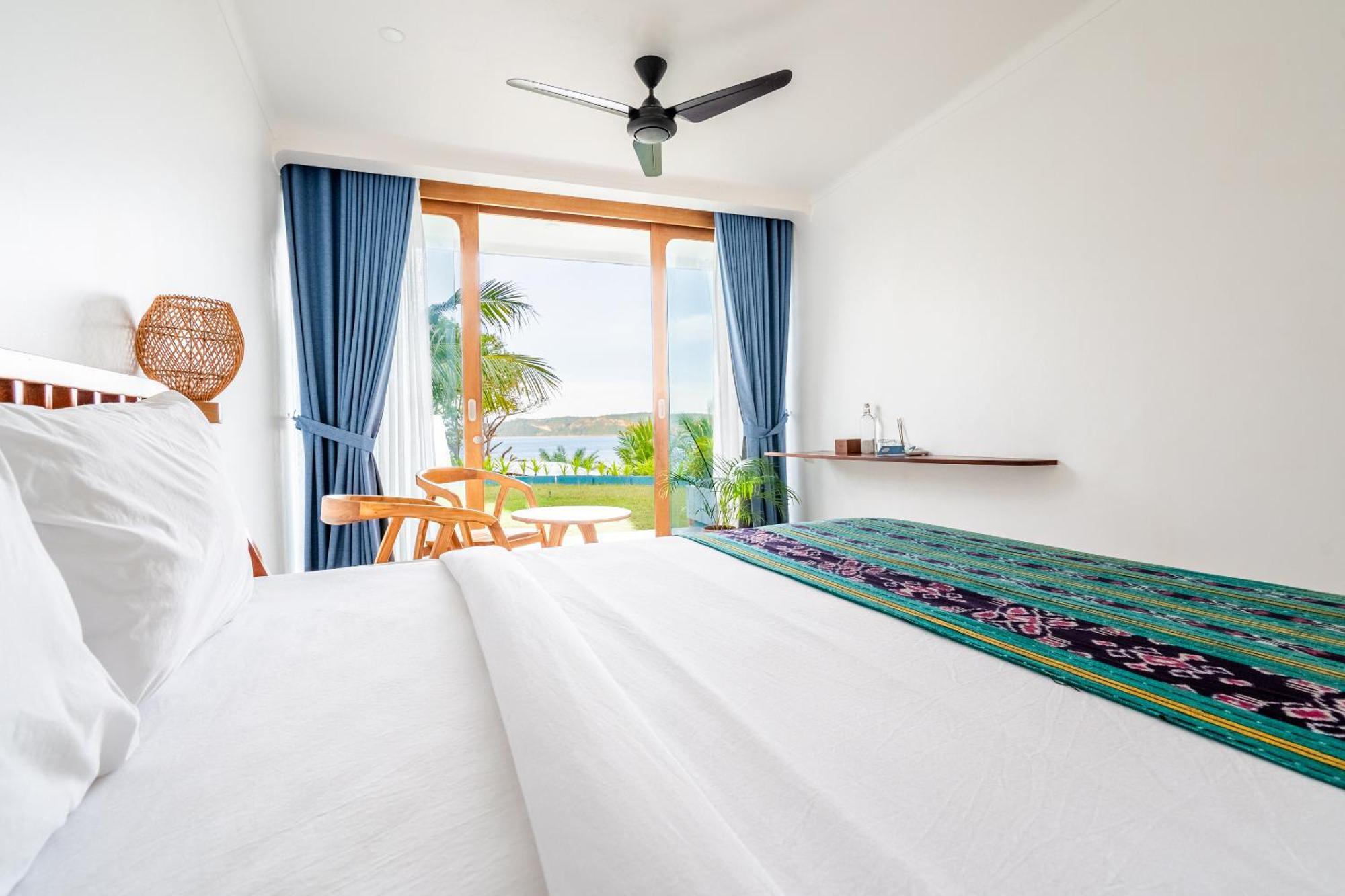 Inlight Lombok Beach Hotel Kuta  外观 照片